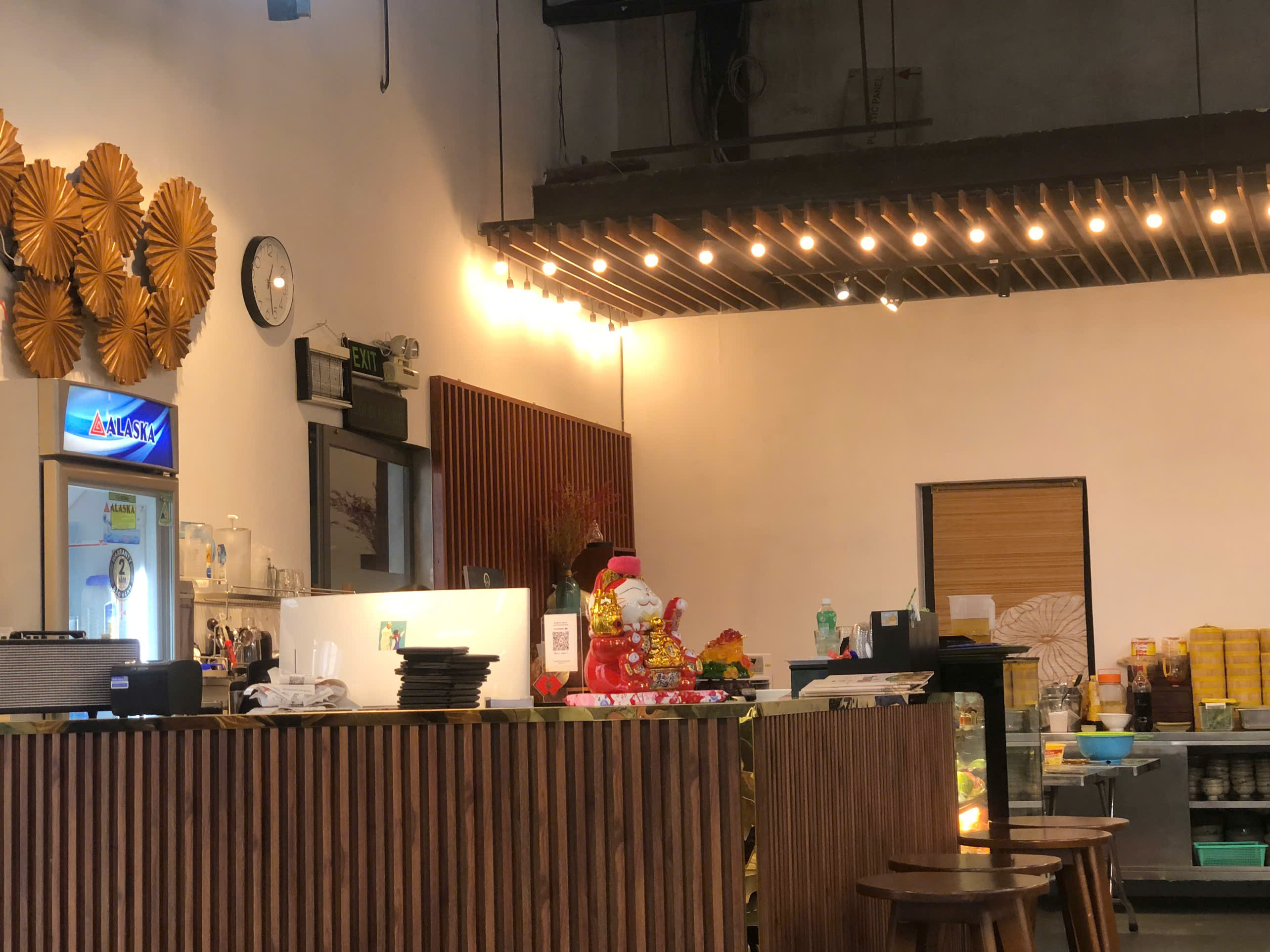 Không gian nhà hàng